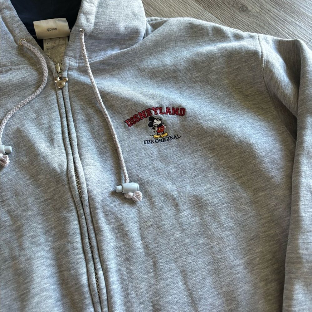 Vintage Disneyland Sweater - Picture 7 of 7